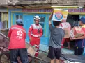 PMI JB Bantu Warga Terdampak Banjir di Kedaung Kali Angke